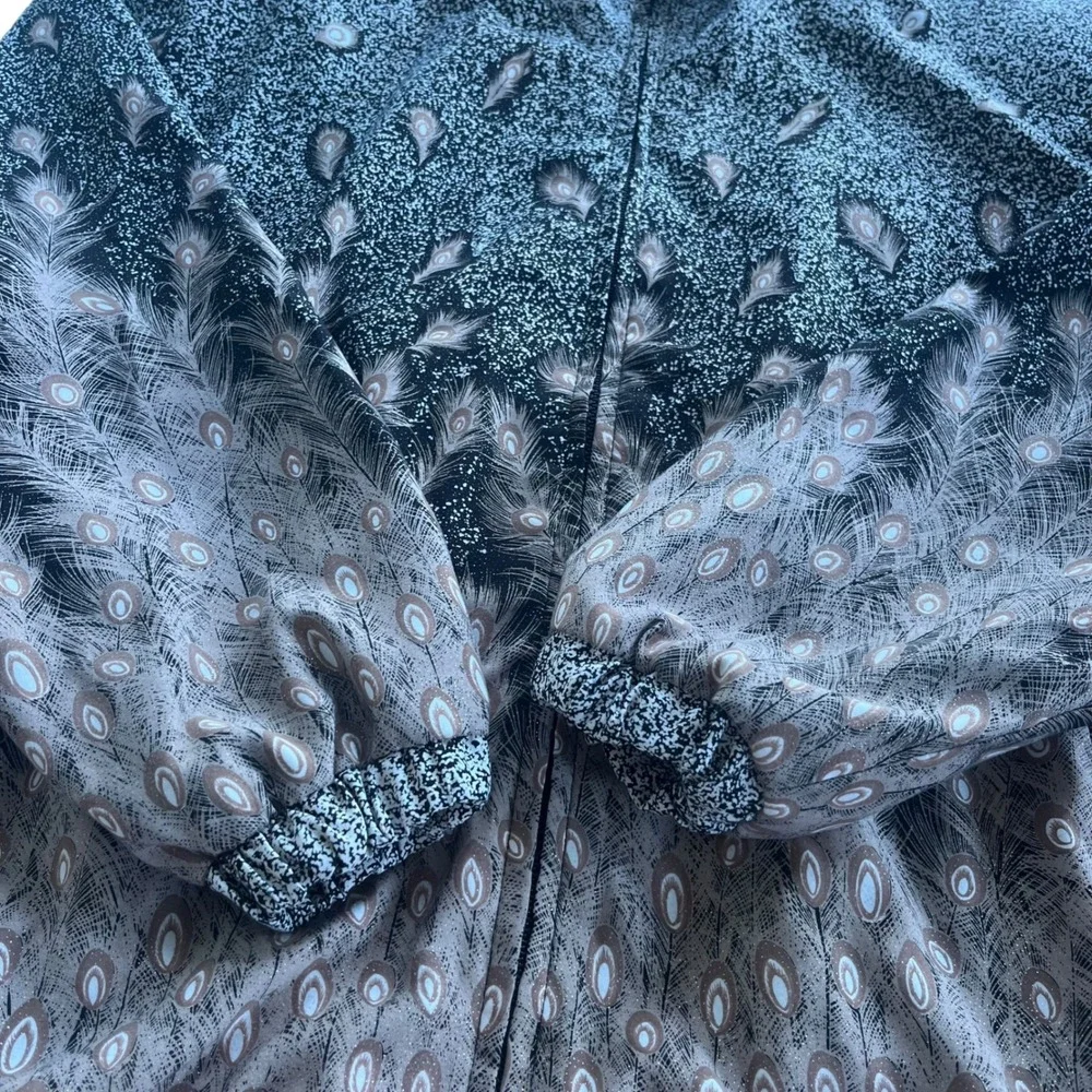 Valentina OS Black Tan Metallic, Peacock Ostrich Feather Print Bomber Jacket VTG